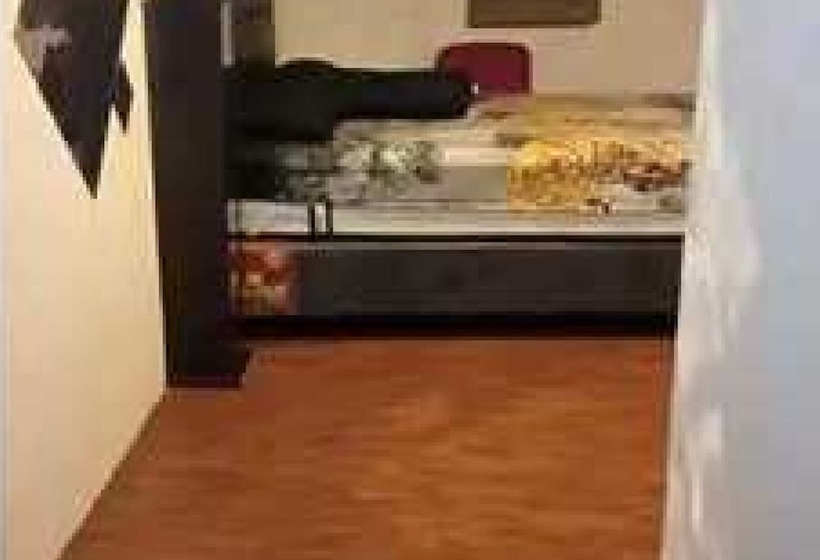 Отель Express O 91902 Heaven's Room