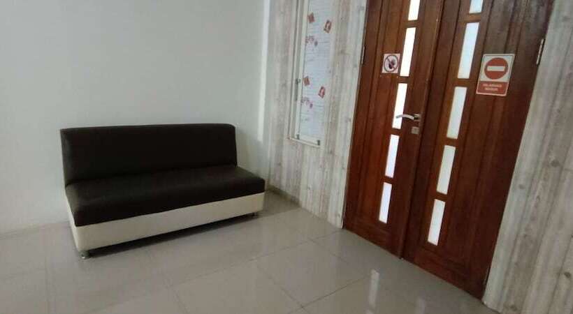 هتل Fanilly Guest House Marabahan By Oyo