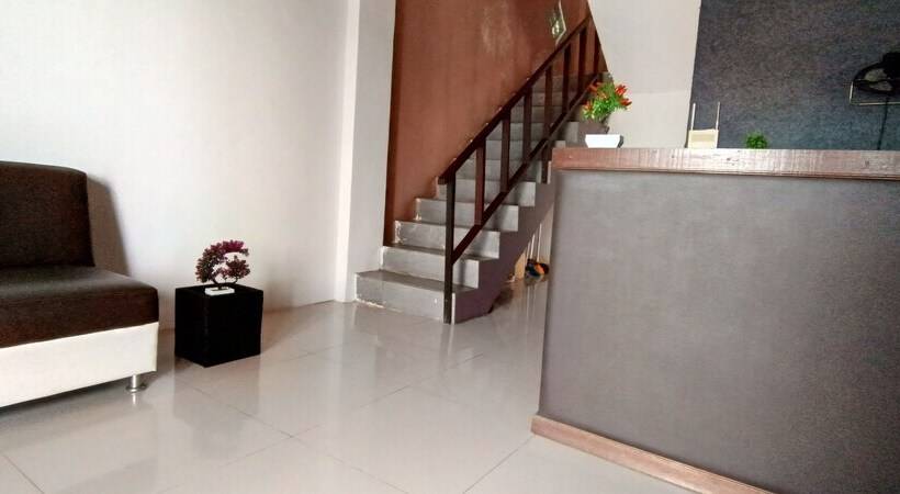 בית מלון כפרי Fanilly Guest House Marabahan By Oyo