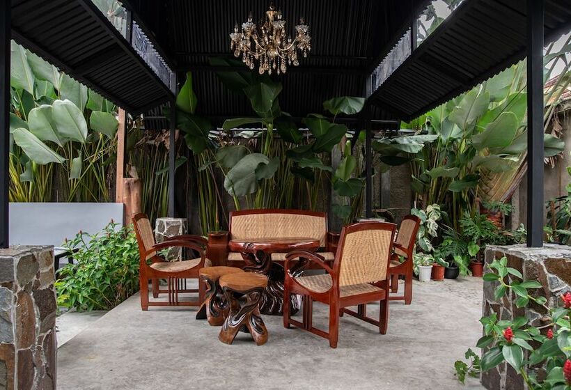 Отель Grand Lie Cost Syariah By Oyo