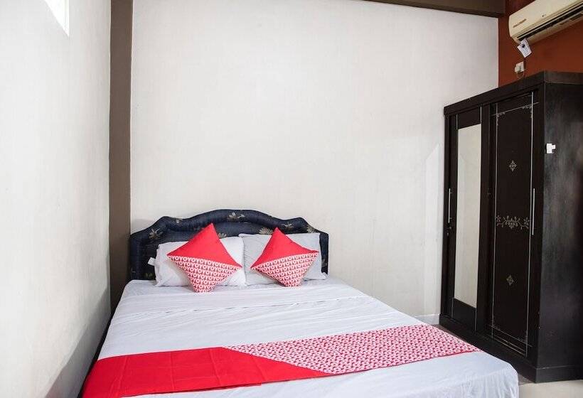 בית מלון כפרי Grand Lie Cost Syariah By Oyo