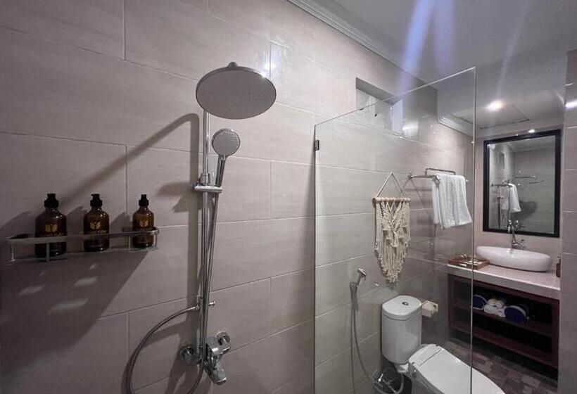 Grand Yuna Hotel Nusa Penida