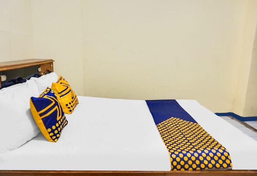 בית מלון כפרי Griya Nurainy By Oyo