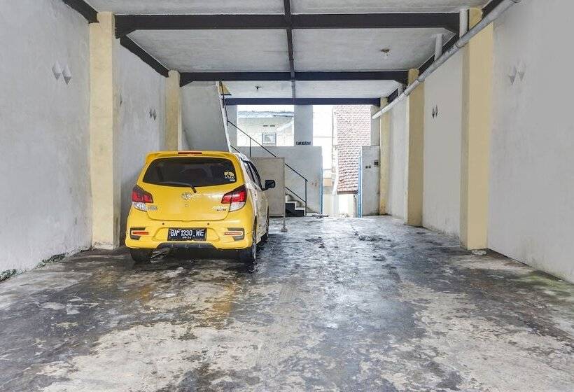 호텔 Griya Nurainy By Oyo