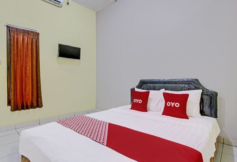 Отель Guest House Inayah Syariah By Oyo