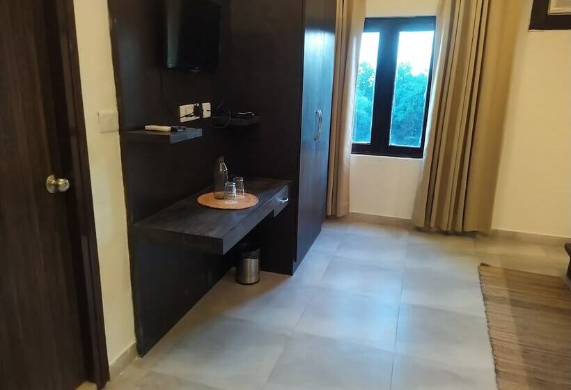 בית מלון כפרי Holiday Highlights By Dvm India