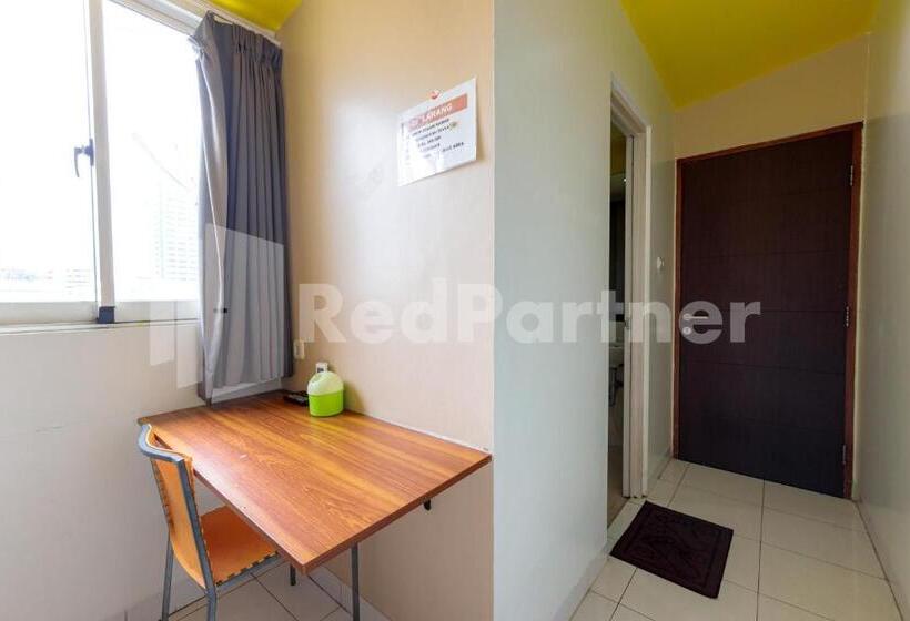 هتل Ichiza Room Redpartner