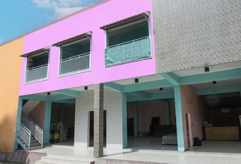 هتل Jayanni By Oyo