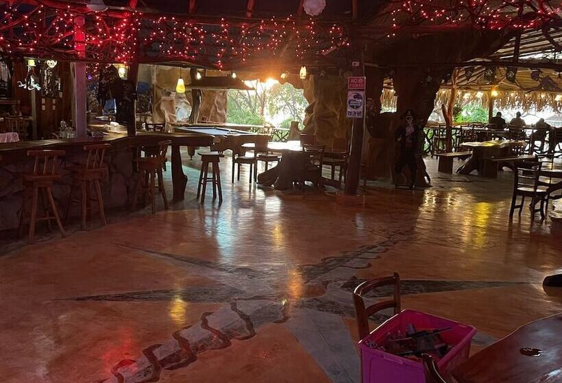 فندق La Perla Negra