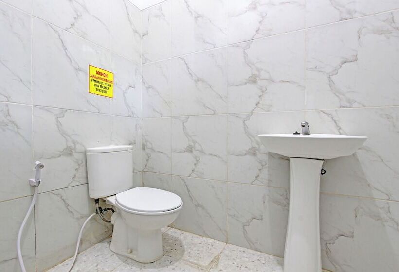 فندق Lanaya Guesthouse By Oyo