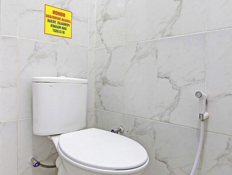 فندق Lanaya Guesthouse By Oyo