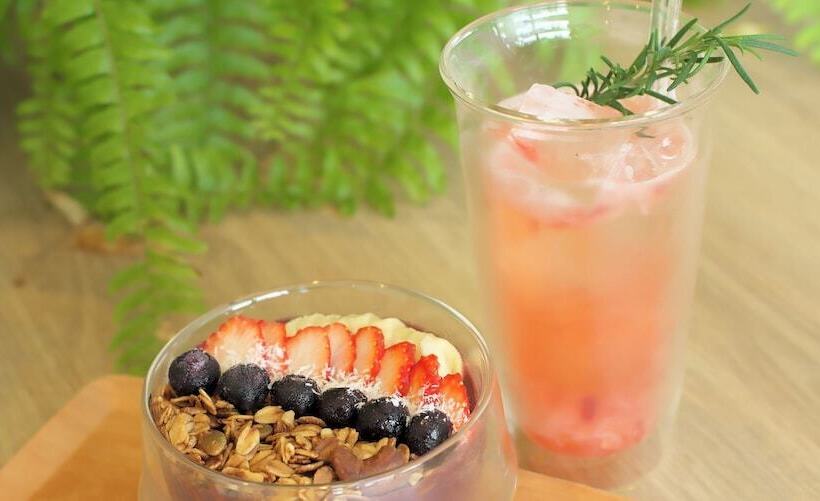 Отель Local Base