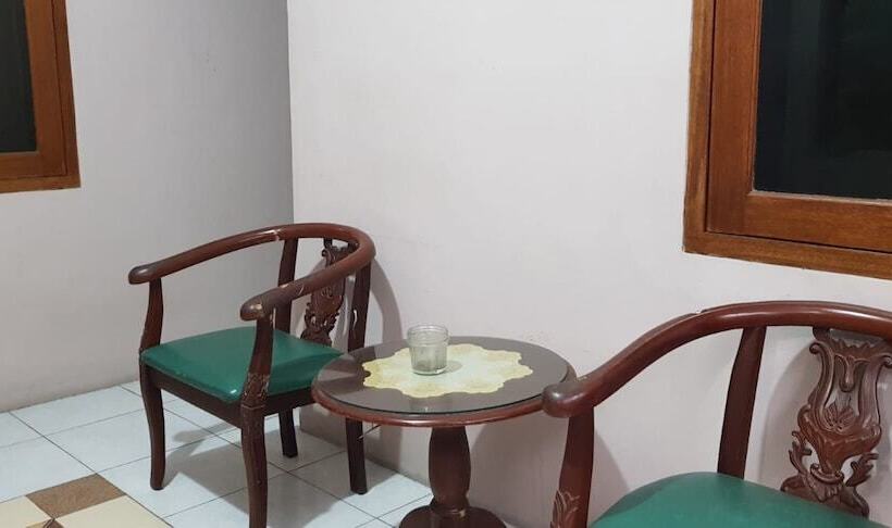 호텔 M4 House Syariah By Oyo