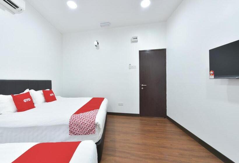 هتل Madeena Inn By Oyo