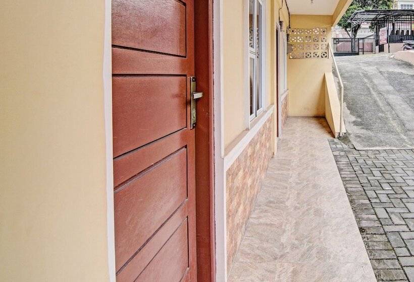 Отель Melati Residence Syariah By Oyo