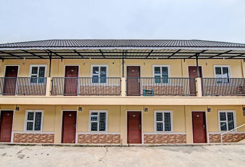 Отель Melati Residence Syariah By Oyo