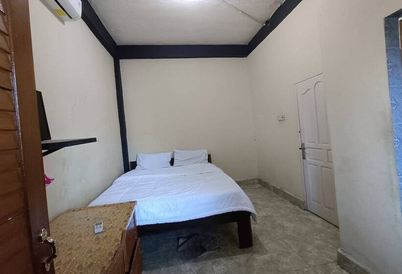 فندق Merah House By Oyo