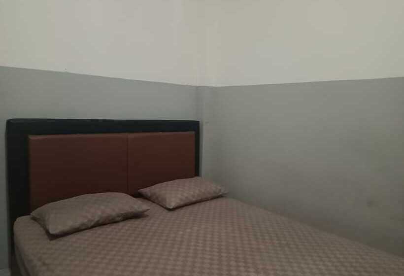 هتل Multi Plus Inn By Oyo