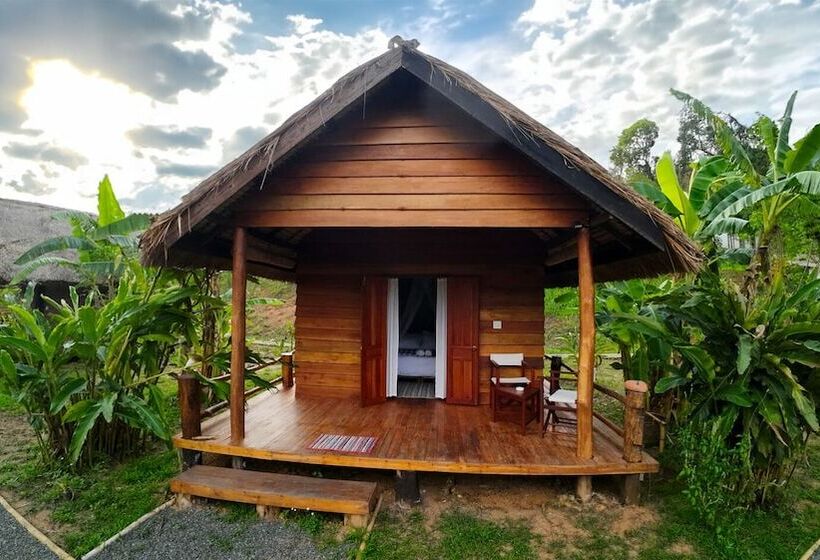 בית מלון כפרי Naga Lodge