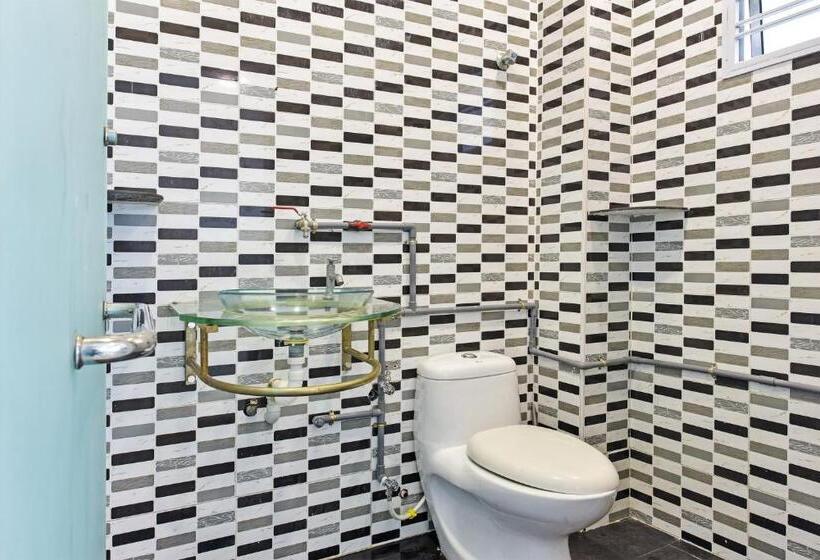 فندق Narasindo Cottage By Oyo