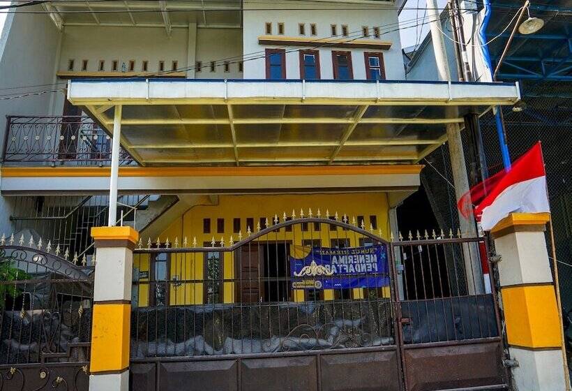 בית מלון כפרי Nurul Hikmah Homestay Syariah & Sport Center By Oyo