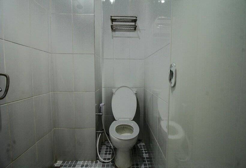 בית מלון כפרי Nurul Hikmah Homestay Syariah & Sport Center By Oyo