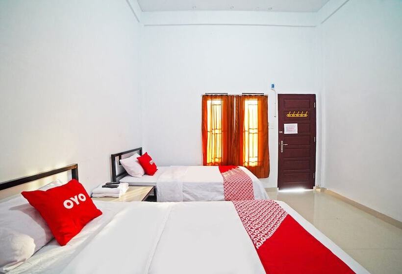 בית מלון כפרי Oyo 90618 Hanania House Syariah