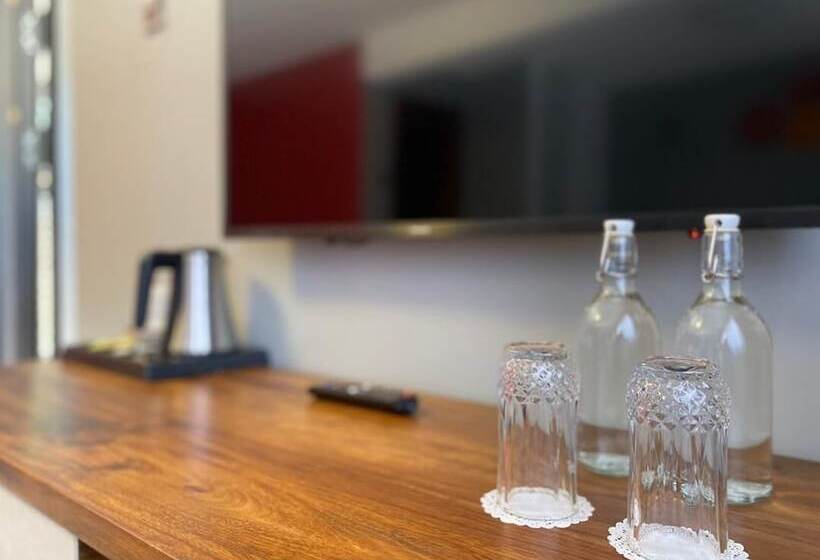 فندق Pangolin Nest Boutique