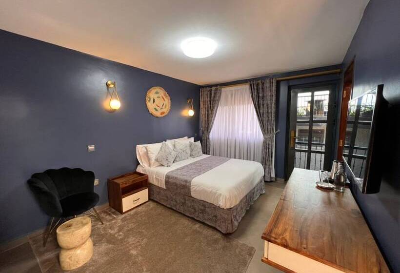 فندق Pangolin Nest Boutique