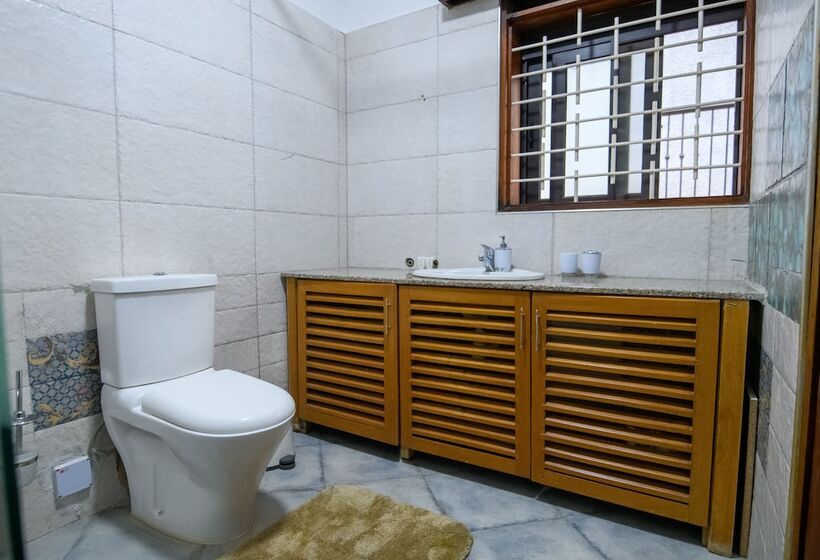 فندق Pangolin Nest Boutique