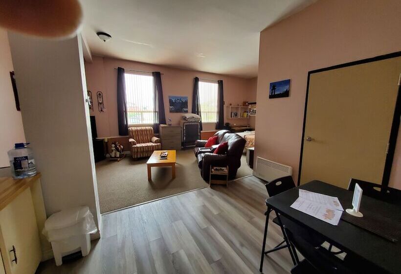 فندق Norse Skol Accommodations