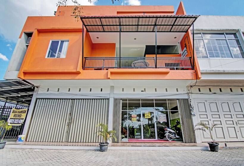 فندق Rosela House Syariah By Oyo