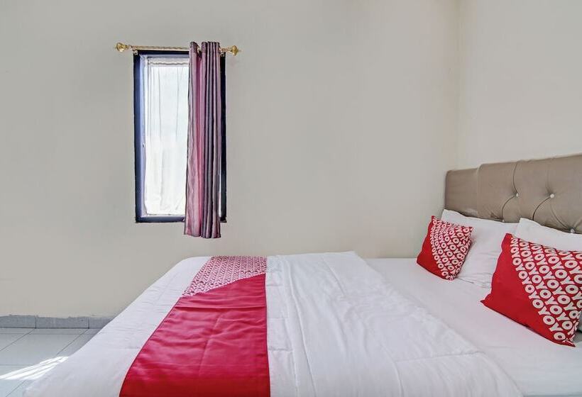 فندق Rosela House Syariah By Oyo