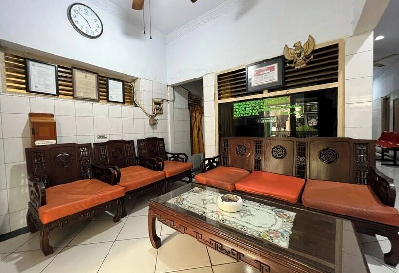 בית מלון כפרי Rosna By Oyo