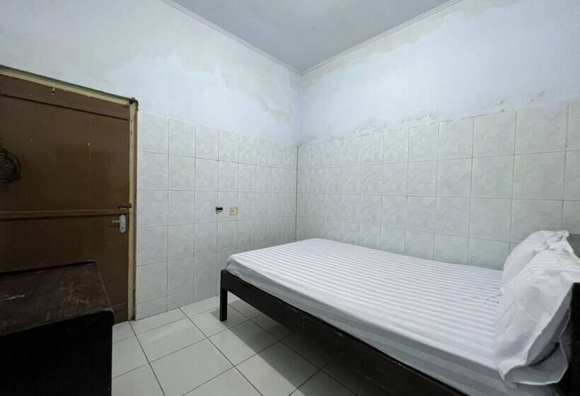 בית מלון כפרי Rosna By Oyo