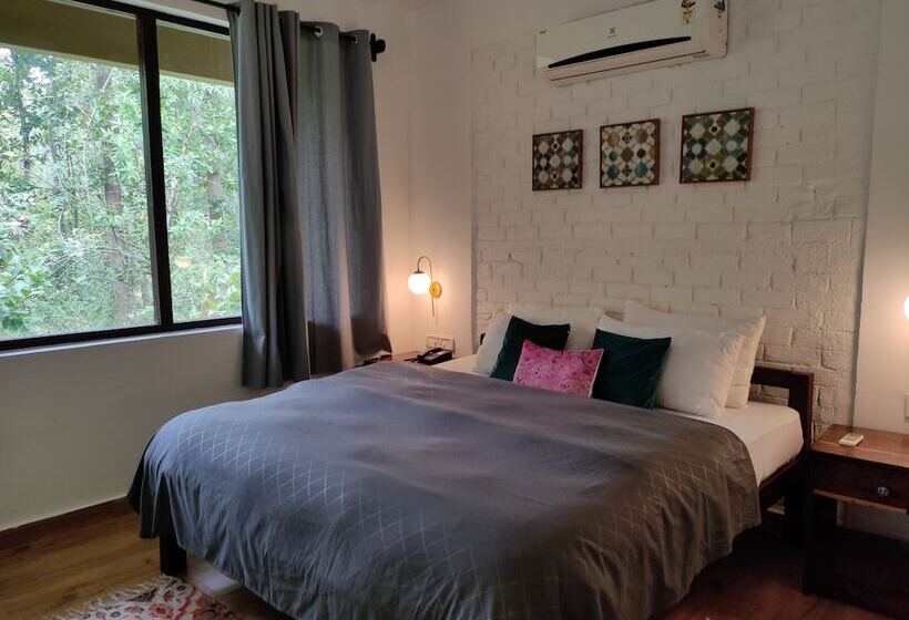 בית מלון כפרי Saccharum Safari Lodge