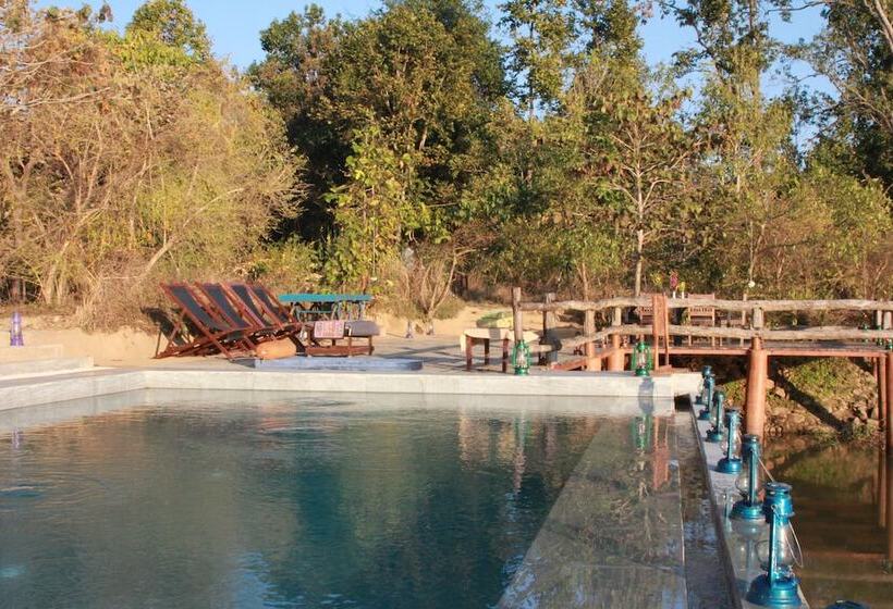 בית מלון כפרי Saccharum Safari Lodge