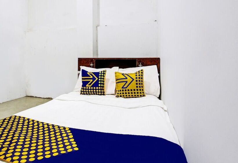 酒店 Spot On 92156 Adinda Kost