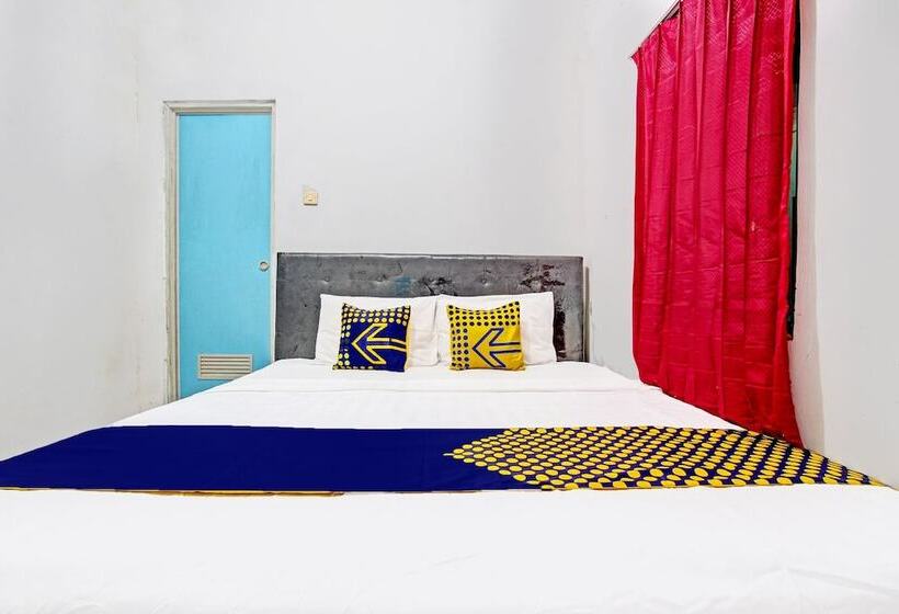 酒店 Spot On 92156 Adinda Kost