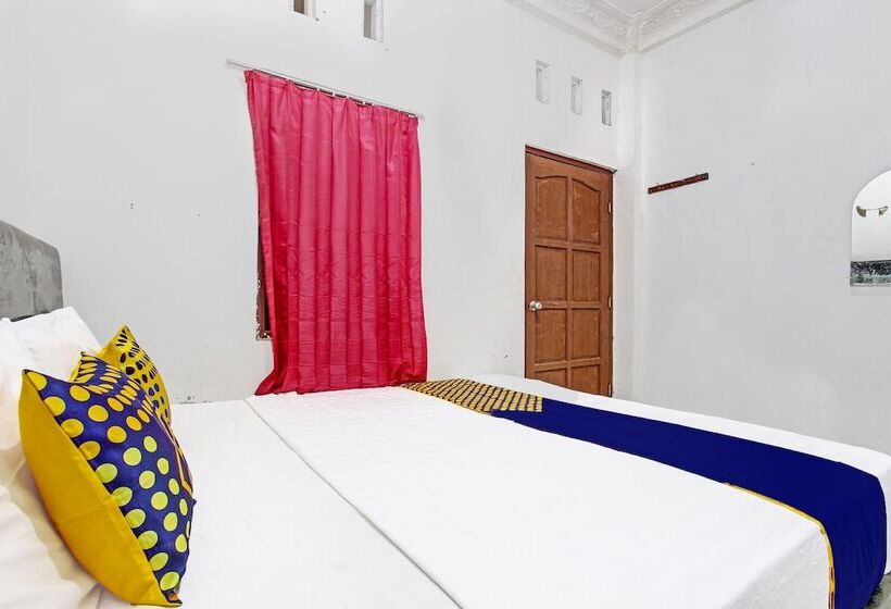 酒店 Spot On 92156 Adinda Kost