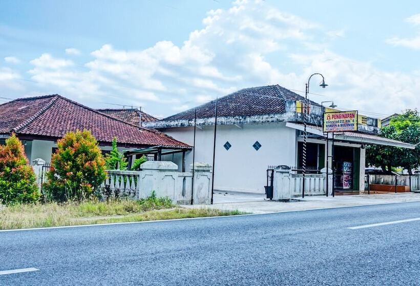 فندق Spot On 92392 Penginapan Vinccent22 Syariah