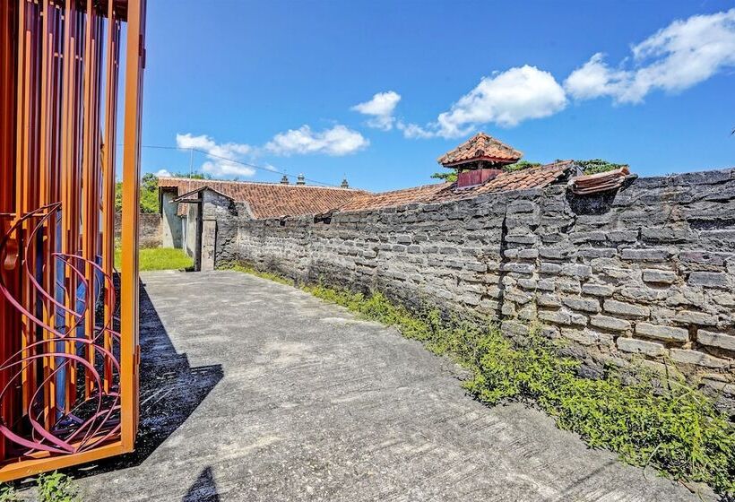 فندق Spot On 92527 Penginapan Kangean Syariahneartaman Merdeka Kalianget