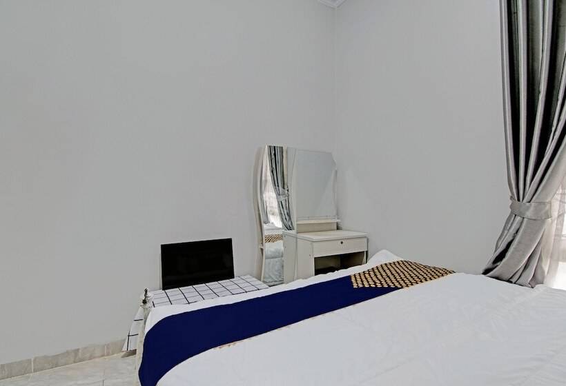 فندق Spot On 92536 Teguh Homestay Syariah