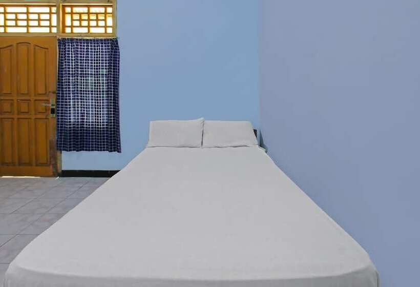 Отель Spot On 92567 Jati Homestay Near Taman Suranadi