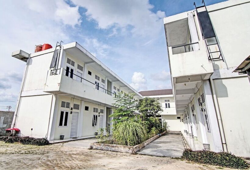 ホテル Spot On 92671 Anugrah Jaya Syariah Near Sekolah Dasar Negeri 018 Desa Kubang Jaya