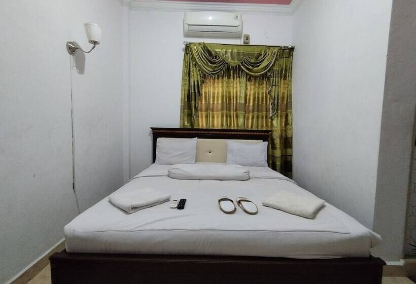 هتل Spot On 92695 My Kost Syariah