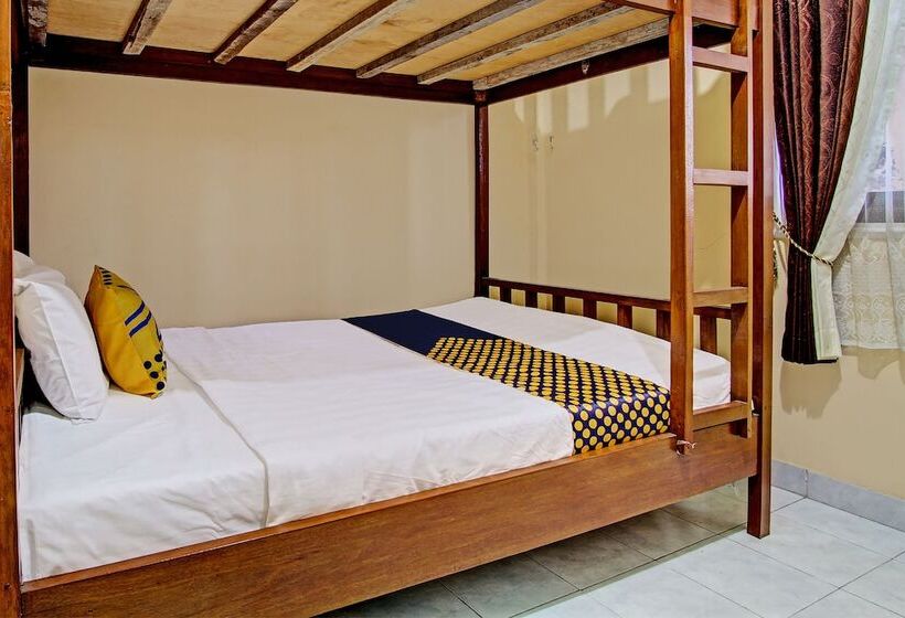 فندق Spot On 92760 Global Media Homestay Syariah