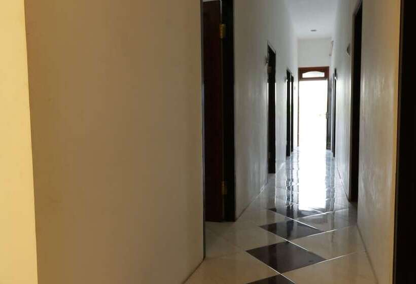 בית מלון כפרי Spot On 93189 Rumah Berkah Syariah