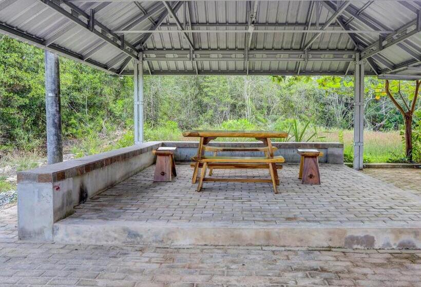 فندق Spot On 92523 Homestay Pasir Padi Permai Syariah