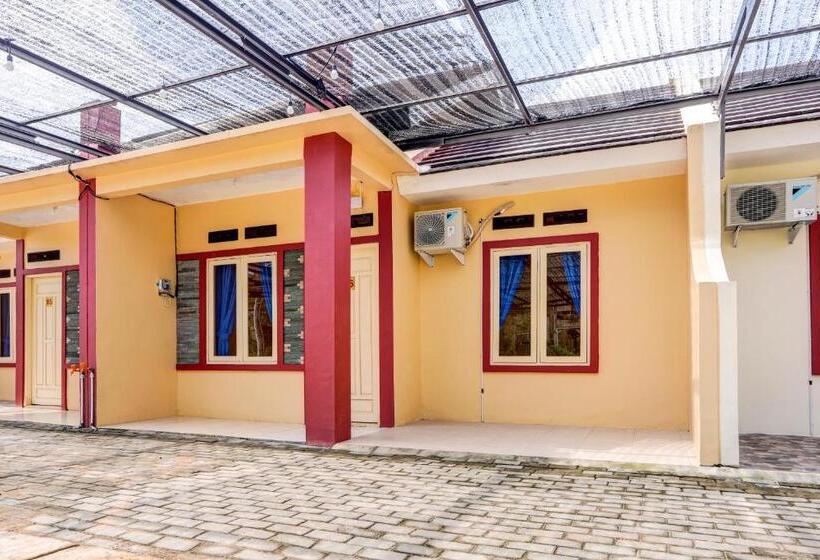 هتل Spot On 92523 Homestay Pasir Padi Permai Syariah